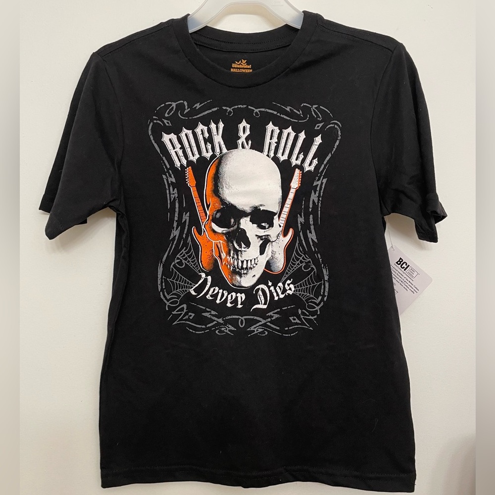 NWT Rock & Roll Never Dies child’s tee